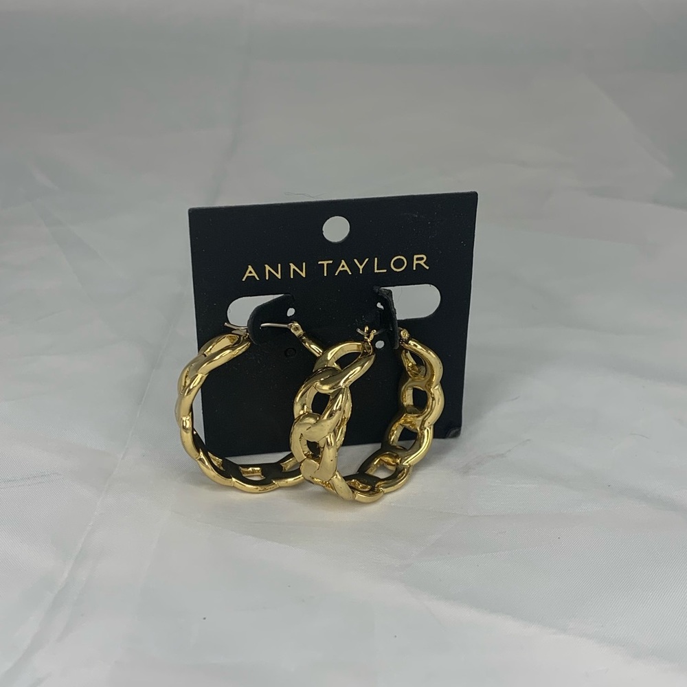 NWT Ann Taylor Hoop Earrings - Gold